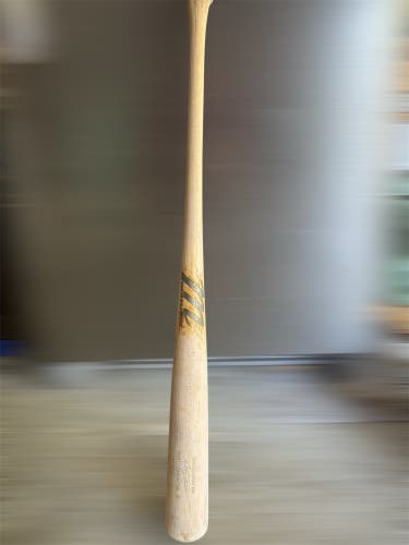 Marucci Bat (-3) 31 oz 34" (Used)