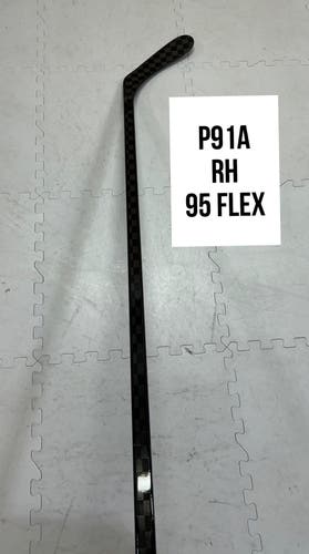 Senior(1x)Right P91A 95 Flex (DRURY)
ProBlackStock™ Unbranded Blackouts Pro Stock Hockey Sticks