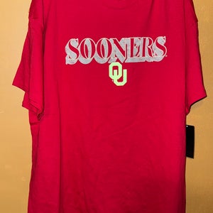 Captivating Apparel NCAA Oklahoma Sooners Athletics Graphic T Shirt Mens 2XL New