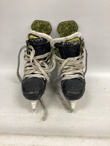 Used Bauer VAPOR 3X Junior Hockey Skate Junior 03.5 11851-S000036572