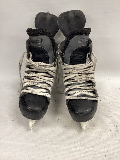 Used Bauer VAPOR XII Junior Hockey Skate Junior 02 11851-S000036571