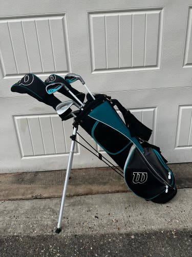 Junior Wilson Profile Clubs (6 Set) Right Handed Regular Flex (Used)