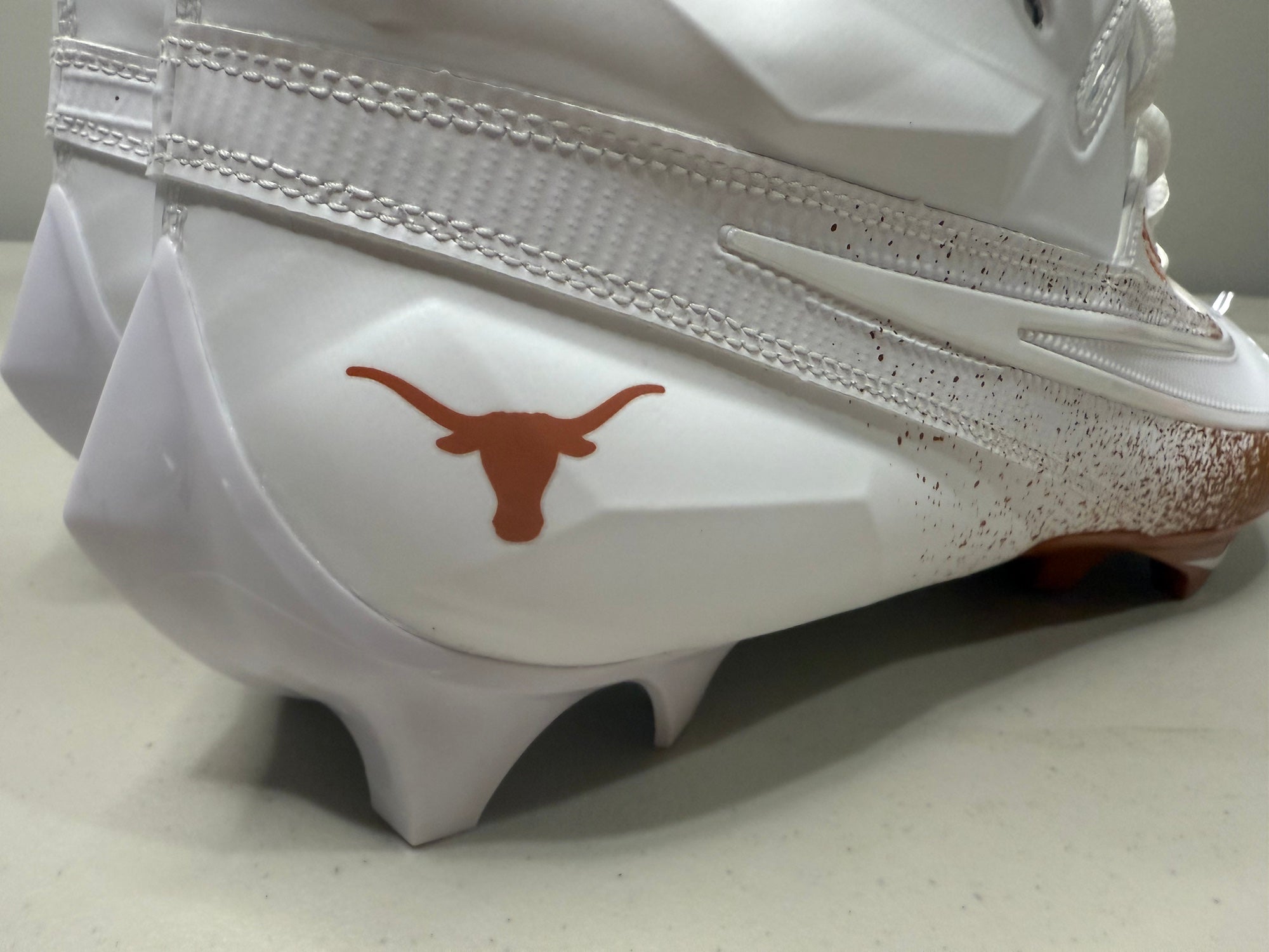 longhorn cleats