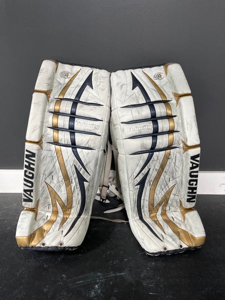 VAUGHN 7600 VELOCITY 4 GOALIE LEG PADS - SENIOR
