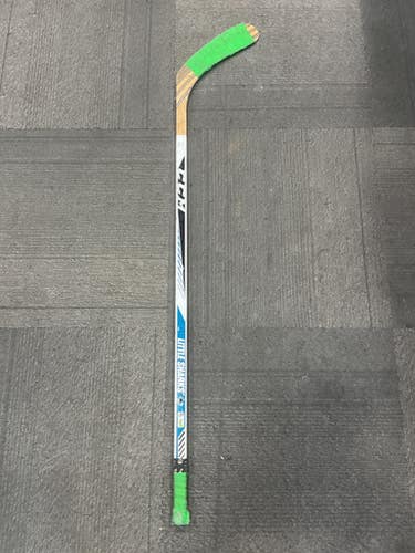 Used CCM LITTLE SHARKS Junior One Piece Right 30 Flex 11614-S000219992
