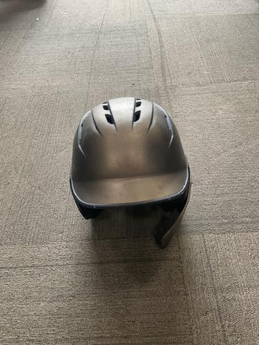 Used BoomBah BATTING HELMET Batting Helmet No Mask Black Fits all 11614-S000220101
