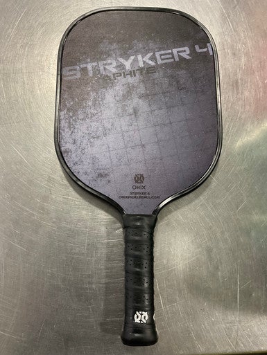 Used Onix STRYKER 4 GRAPHITE Pickleball Racquet Grey 11614-S000220096