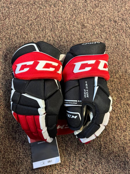 CCM Vector Pro Gloves 14" (New)