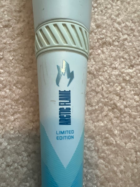 Easton Hype Fire Artic Flame Limited Edition (-8) 22 oz 30" (Used)