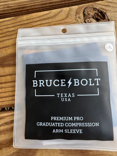 (NWT) Bruce BOLT L/XL compression Sleeve Navy Blue **