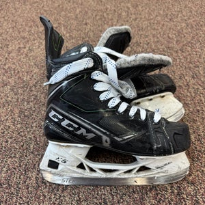 CCM RibCor 90K Hockey Skates Size 4 (Used)