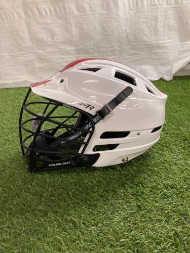White Adult Cascade CPV-R Helmet (Used)