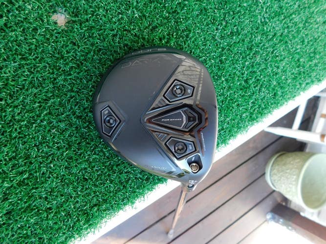 Cobra Dark Speed LS 13.5* 3+ Fairway Wood w/ Kai' Li 70g Stiff Flex Shaft