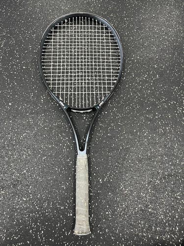 Used Prince GRAHITE TOURNAMENT OVERSIZE Adult Tennis Racquet Black 4 1/4" 11849-S000030969