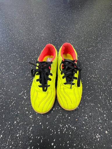 Used Adidas Soccer Cleats Yellow Junior 02.5 11849-S000030964