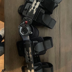 Black One Size Fits All Adult Unisex Compression (Used)