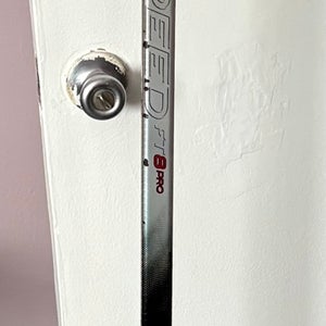 Intermediate CCM JetSpeed FT8 Pro Right Handed Hockey Stick P28+1/4 (Used)