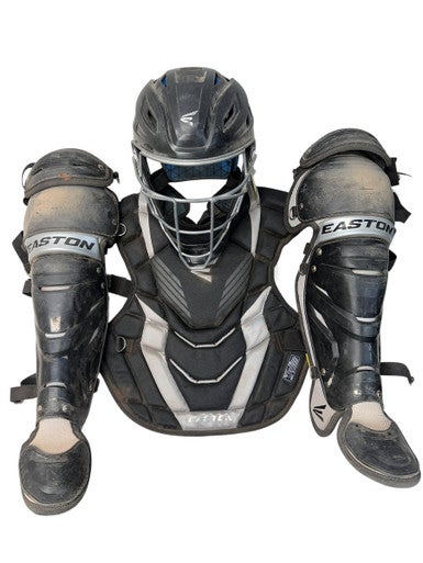 Used Easton EASTON GAME TIME CHEST INT Catchers Chest Protector Black Intermed 11835-S000197567