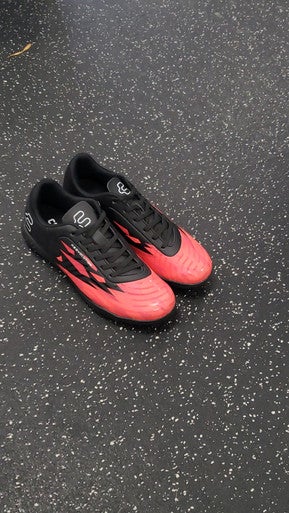 Used Soccer Indoor Shoes Red Senior 6.5 11849-S000030849