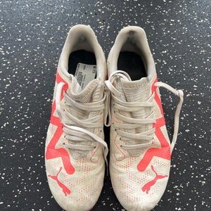 Used Puma Soccer Cleats White Junior 03.5 11849-S000030910