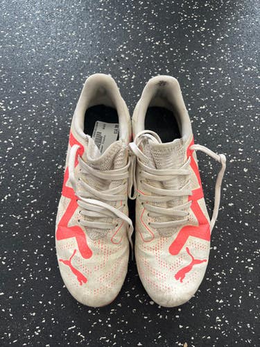 Used Puma Soccer Cleats White Junior 03.5 11849-S000030910