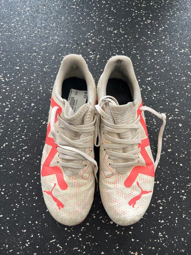 Used Puma Soccer Cleats White Junior 03.5 11849-S000030910