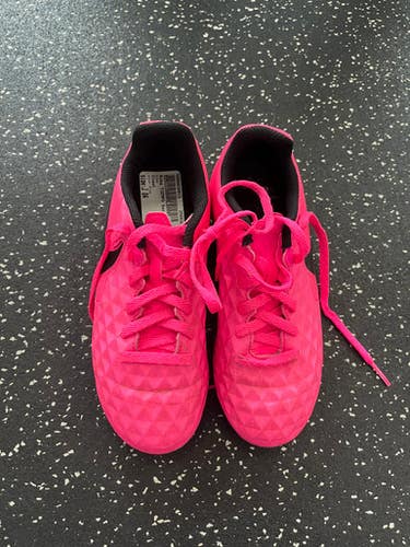 Used Nike Soccer Cleats Pink Junior 04 11849-S000030913
