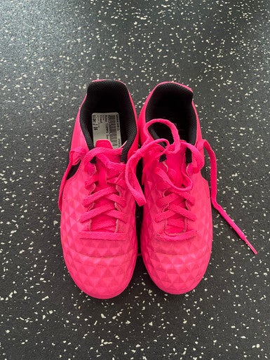 Used Nike Soccer Cleats Pink Junior 04 11849-S000030913
