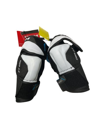 Used CCM ELBOW PADS Senior Elbow Pads SM 11834-S000039126