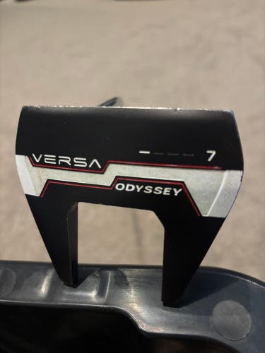 White Men's Odyssey Works Versa 7 Left Hand Putter Uniflex 33" (Used)