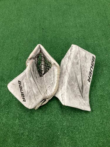 White Intermediate Bauer Vapor X5 Pro Goalie Gloves & Blockers Regular (Used)