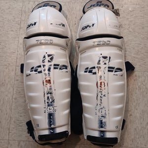 Senior Jofa 7500 15" Shin Pads (Used)
