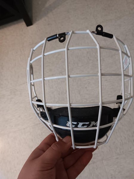 Medium CCM FM580 Full Cage (New)