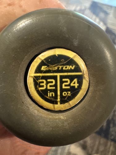 2024 Easton Hype Fire Composite Bat (-8) 24 oz 32" (Used)
