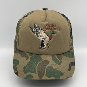 Ducks Unlimited DU Outdoor Hunting Camouflage Trucker Hat Cap Mesh SnapBack VTG