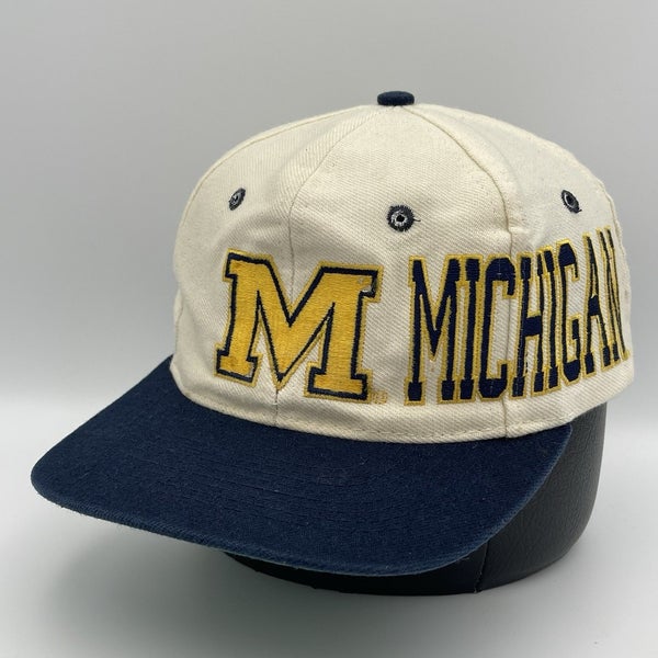 Vintage Michigan Wolverines Apex One Snapback Hat Cap NCAA Basketball Mens 90s
