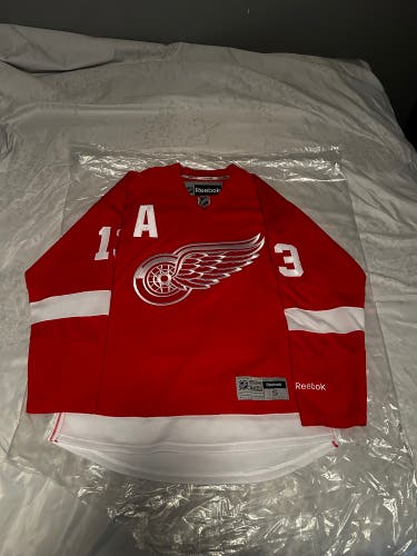 Pavel Datsyuk Jersey Stitched Detroit Red Wings Home - Reebok - Men’s Small