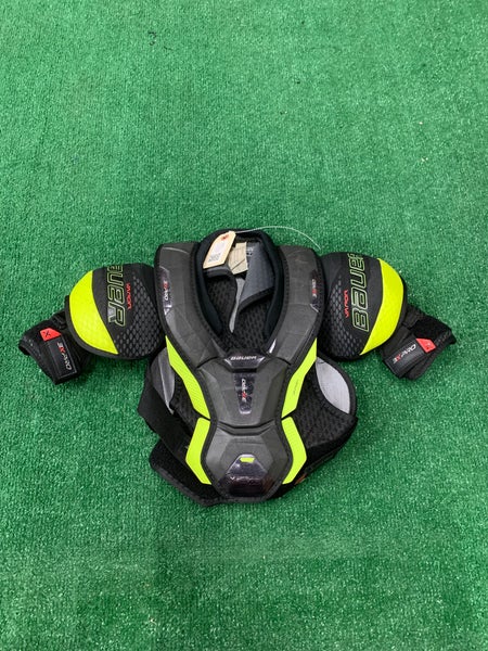 Medium Junior Bauer Vapor 3X Pro Shoulder Pads (Used)