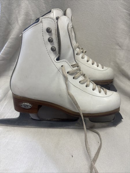Girls Junior Size 1.5 J Med Riedell Stride Figure Ice Skates