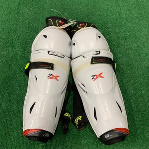 Intermediate Bauer Vapor 2x Shin Pads 13" (Used)