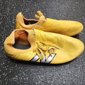 Used New Balance Soccer Cleats Yellow Senior 8 11849-S000030980