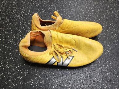 Used New Balance Soccer Cleats Yellow Senior 8 11849-S000030980