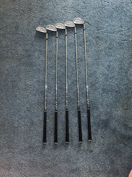 Men's Golden Bear Iron Set 5-9 Regular Flex  - Right Handed (Used)