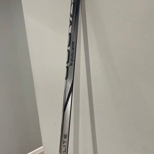 Senior Bauer Hyperlite 2 Right Handed Hockey Stick P28 Pro Stock used