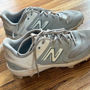 Gray Women's Size M 9.0 (W 10.0) New Balance Low Top Molded Cleats (Used)