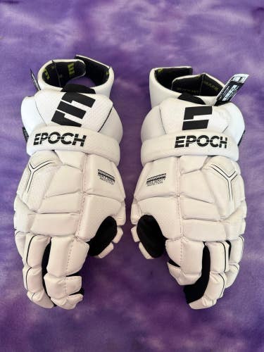 Epoch Select Lacrosse Gloves Large (Used)