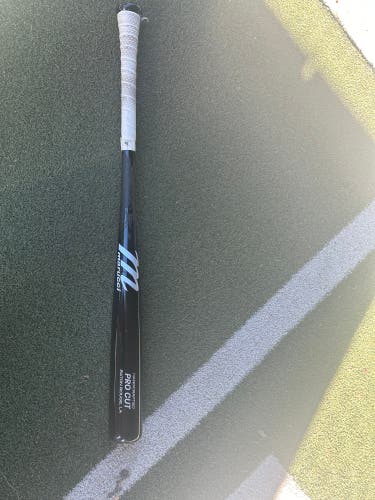 Marucci Pro Cut Maple Bat (-3) 29 oz 32" (Used)