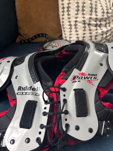 XS Youth Riddell Power JPX Shoulder Pads (Used)