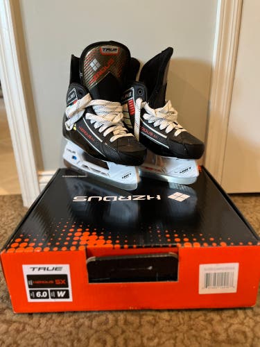 True HZRDUS 5X Hockey Skates Wide Width 6 (Used)