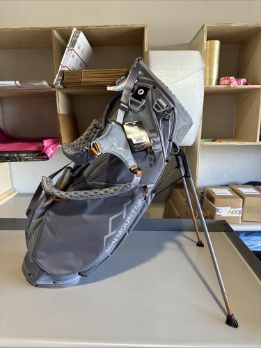Sun Mountain 2025 4.5LS 14-W Vlo Stand Bag - Nickel-Cadet-Rust, Open Box